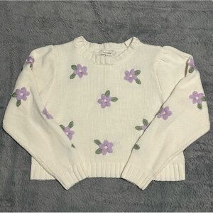 Francesca’s Cream Purple Floral Embroidered Crewneck Sweater - M